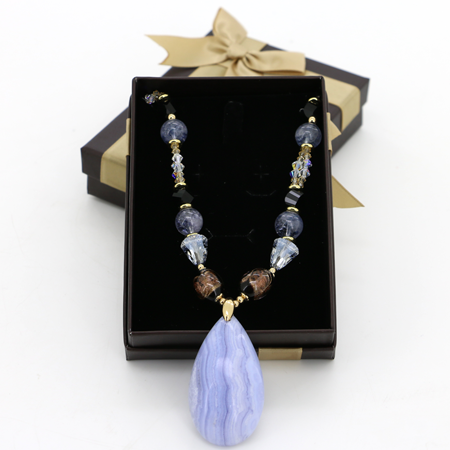 coffret cadeau collier cristaux swarovski
